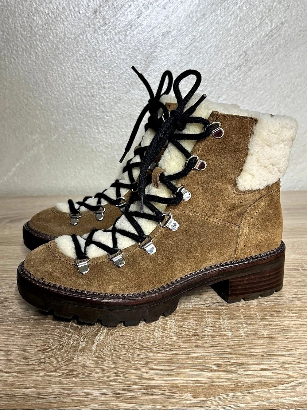 Women’s Marc Fisher Maccapell Women's Leather Winter Boots Size - 7.5 M